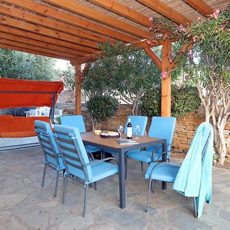 Ruby'S Summer House With Spacious Garden And Free Parking Gavrio Buitenkant foto