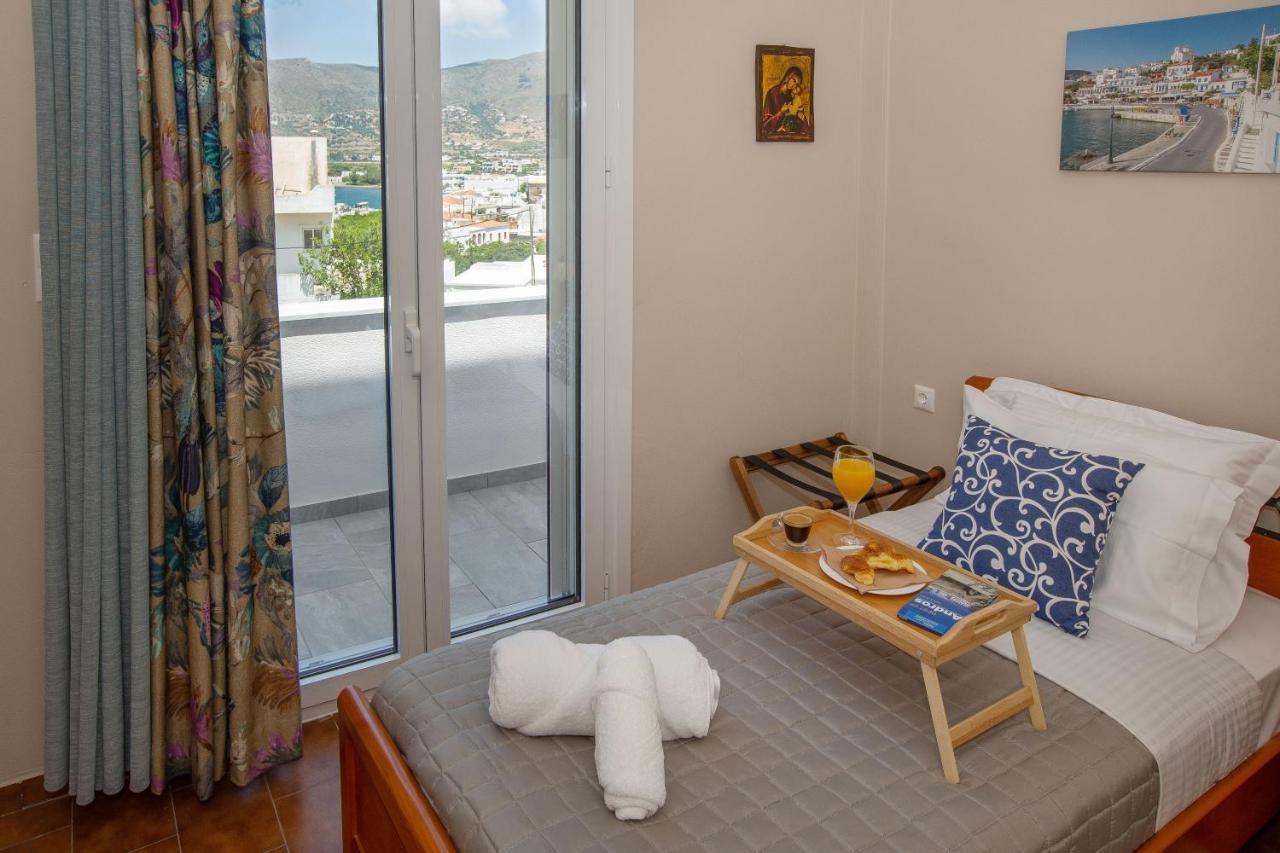 Ruby'S Summer House With Spacious Garden And Free Parking Gavrio Buitenkant foto